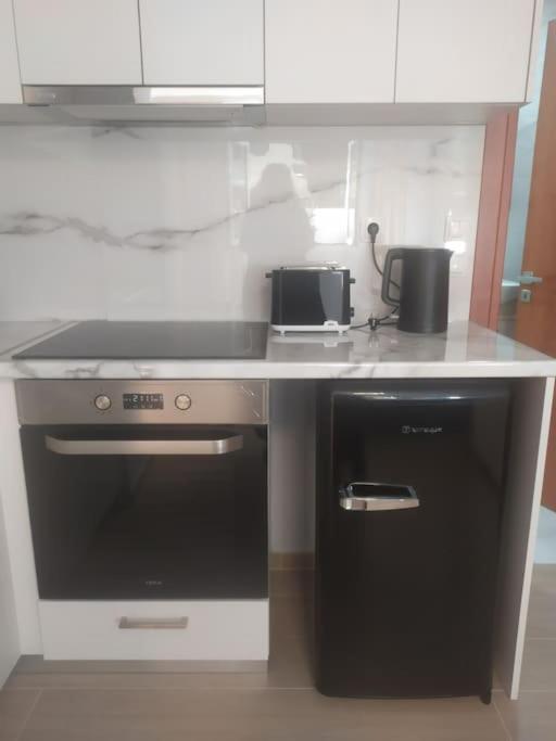 Studio Apartment With All Amenities In Kolonaki Athens Exterior photo