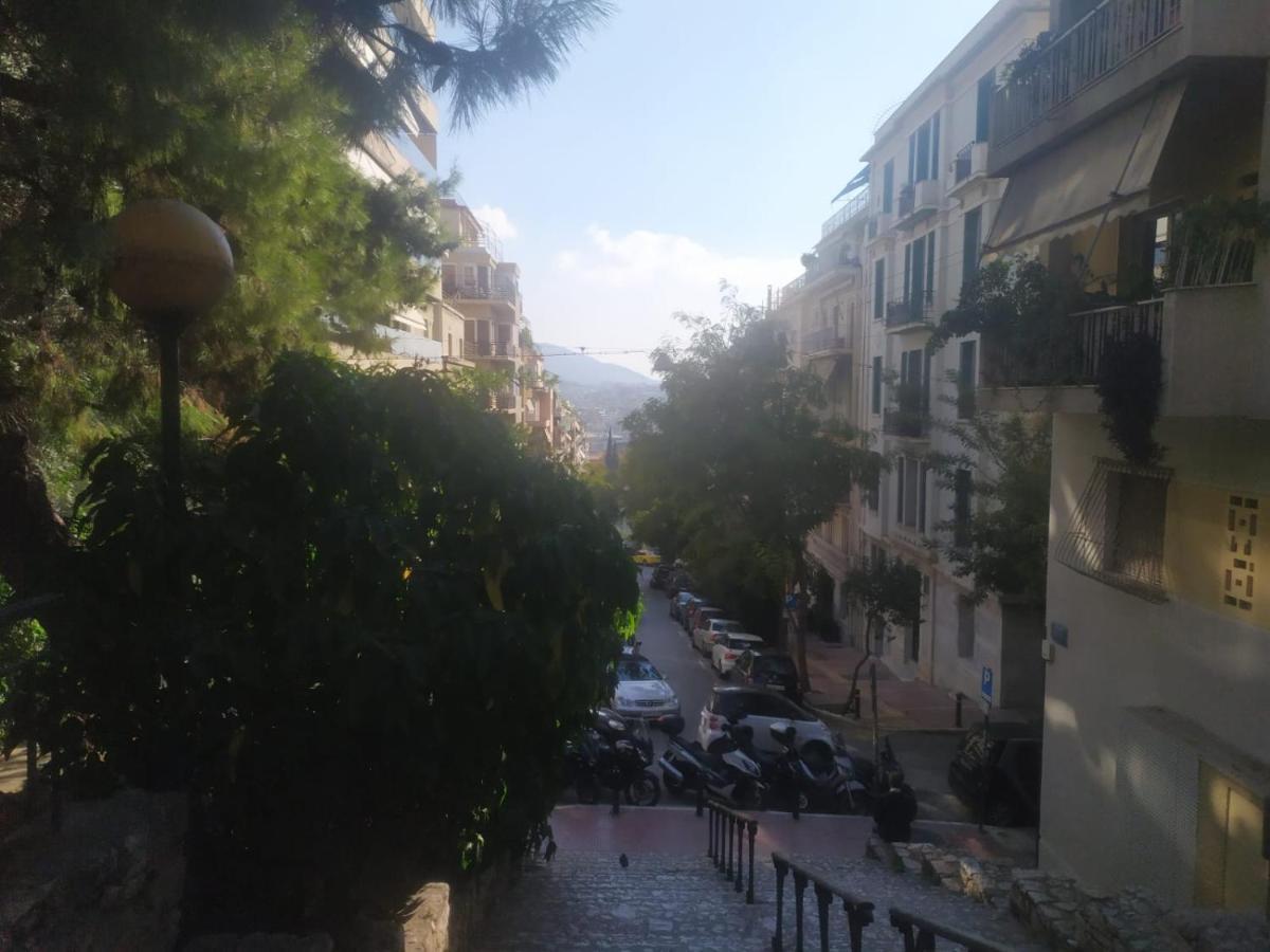 Studio Apartment With All Amenities In Kolonaki Athens Exterior photo