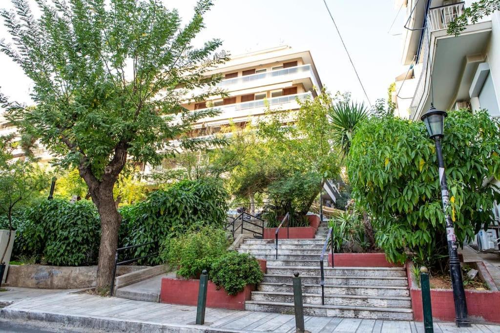 Studio Apartment With All Amenities In Kolonaki Athens Exterior photo