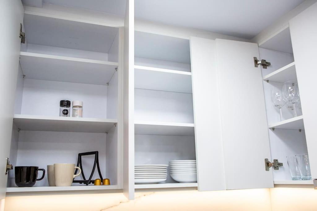Studio Apartment With All Amenities In Kolonaki Athens Exterior photo